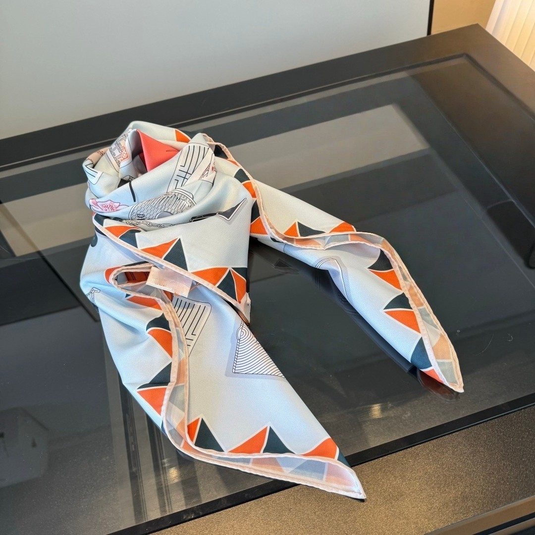 Travel Accessories To Gift - Top-Tier Pure Silk Women's Scarves French