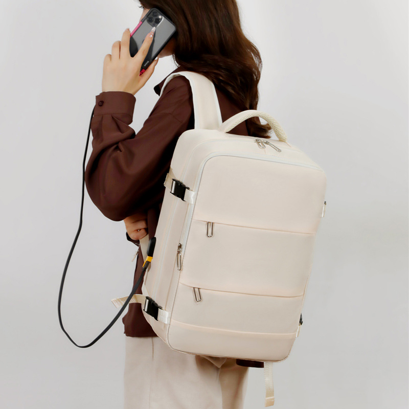European and American fashion  - Travel Accessories Europe recensie en prijs