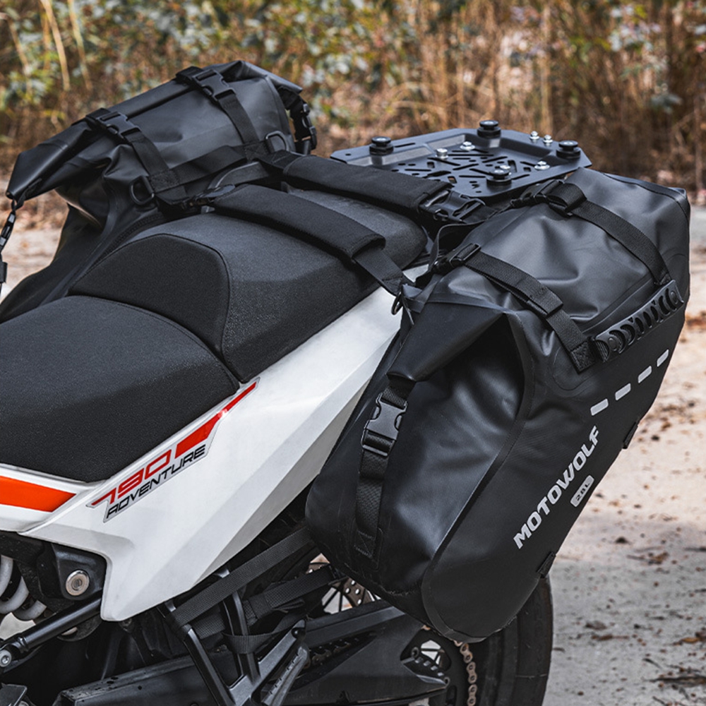 Universal Motorcycle 18/28/48L - Travel Accessories Logo recensie en prijs