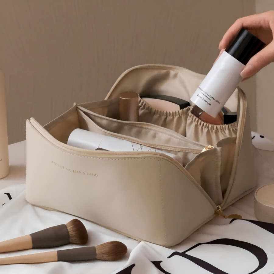 Large Capacity Waterproof Make - Travel Z recensie en prijs